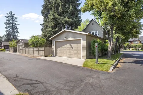 891 NE Wiest Way Bend OR 97701