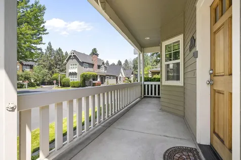 891 NE Wiest Way Bend OR 97701