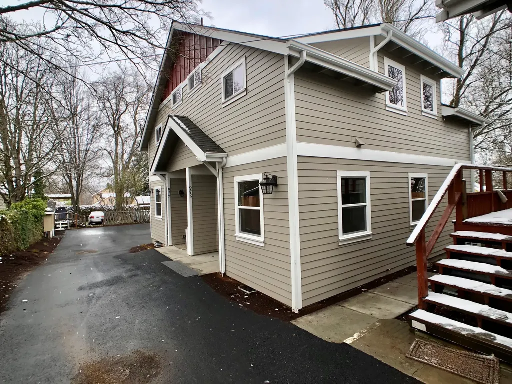 971 Siskiyou Boulevard Ashland OR 97520
