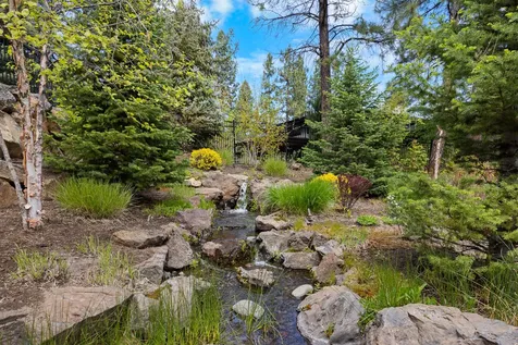 3157 NW Shevlin Meadow Drive Bend OR 97703