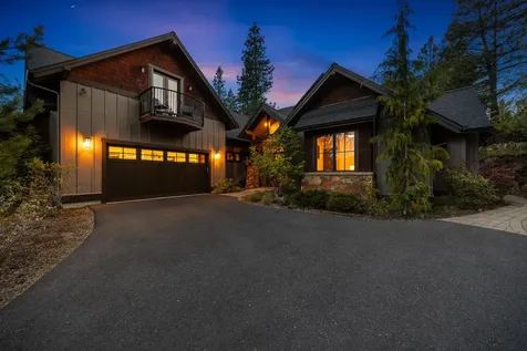 3157 NW Shevlin Meadow Drive Bend OR 97703