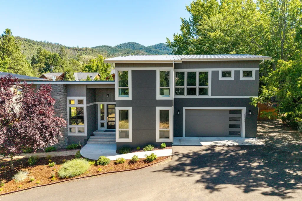 1369 Tolman Creek Road Ashland OR 97520