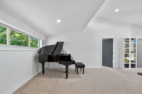 1369 Tolman Creek Road Ashland OR 97520