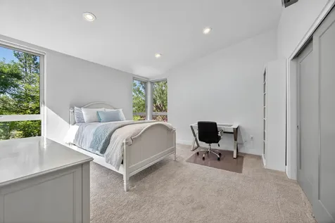 1369 Tolman Creek Road Ashland OR 97520