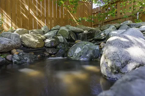 2704 Clay Creek Way Ashland OR 97520