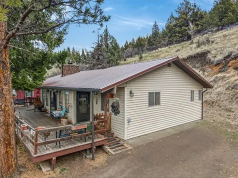 107 Rebel Hill Road Canyon City OR 97820
