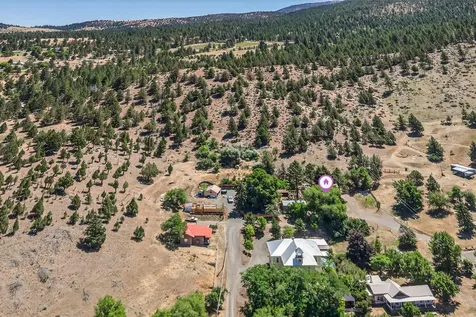 107 Rebel Hill Road Canyon City OR 97820