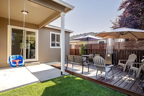 2511 Agate Meadows White City OR 97503