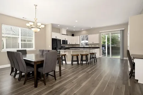 2511 Agate Meadows White City OR 97503