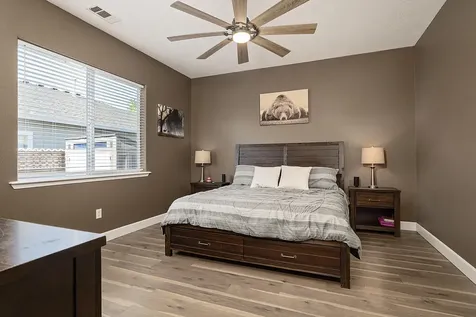 2511 Agate Meadows White City OR 97503