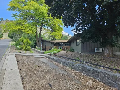 2030 Van Ness Avenue Klamath Falls OR 97601