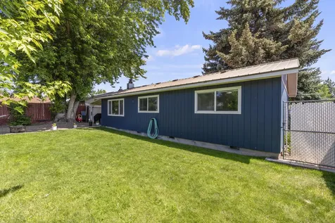 5841 Winter Avenue Klamath Falls OR 97603