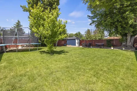 5841 Winter Avenue Klamath Falls OR 97603