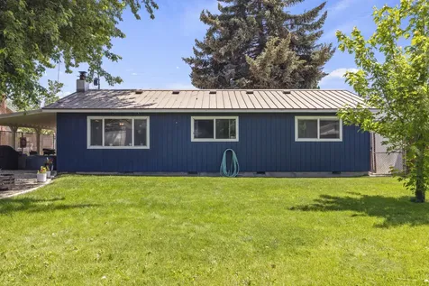 5841 Winter Avenue Klamath Falls OR 97603