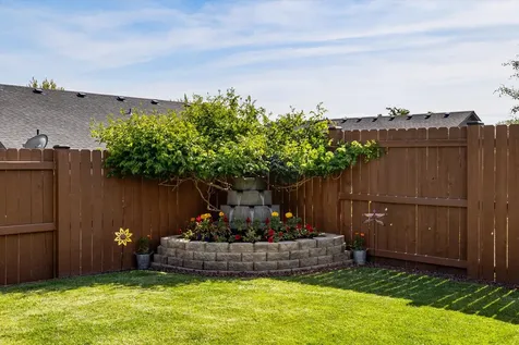 768 NE Redwood Court Redmond OR 97756