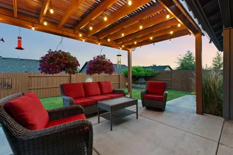 768 NE Redwood Court Redmond OR 97756