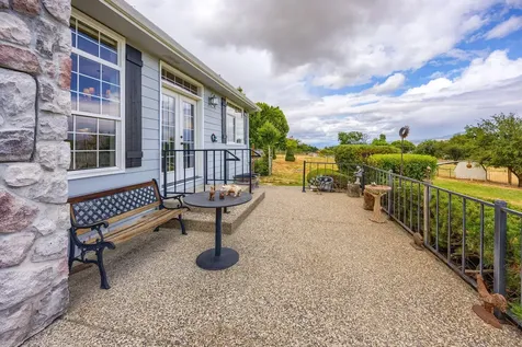 1272 Goldstone Drive Central Point OR 97502