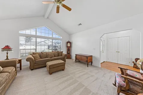 2338 Rabun Way Central Point OR 97502