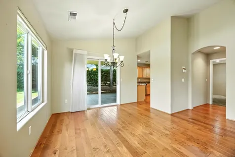 617 Cherrywood Drive Medford OR 97504
