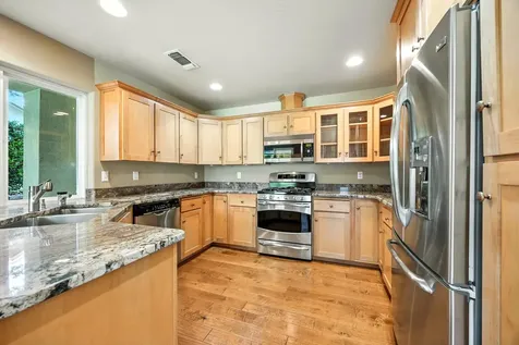 617 Cherrywood Drive Medford OR 97504