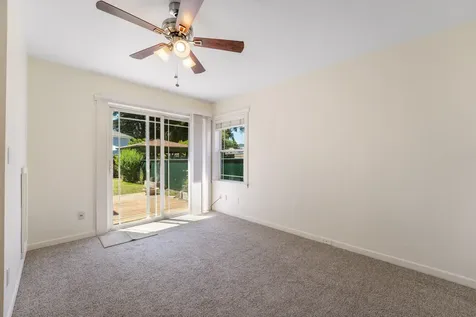 606 NE Dean Drive Grants Pass OR 97526