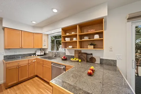 2210 NW 6th Street Bend OR 97703