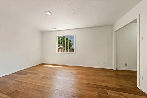2210 NW 6th Street Bend OR 97703