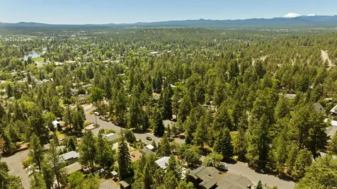 2210 NW 6th Street Bend OR 97703