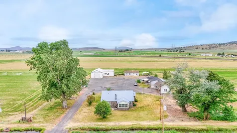 9452 Matney Way Klamath Falls OR 97603
