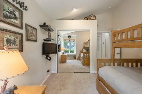 57651 Dutchman Lane Sunriver OR 97707