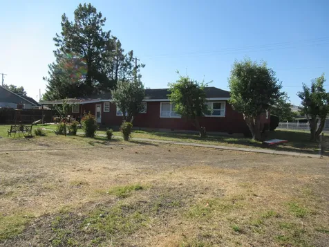 3676 Hilyard Avenue Klamath Falls OR 97603
