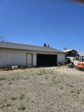 2259 NE 13th Street Redmond OR 97756