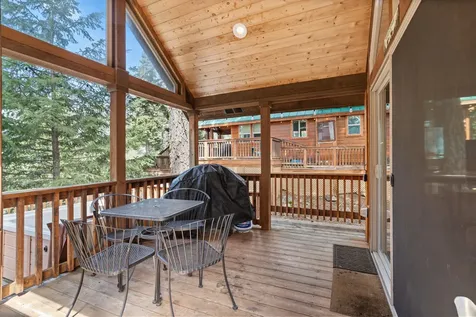 7979 Hyatt Prairie Road Ashland OR 97520