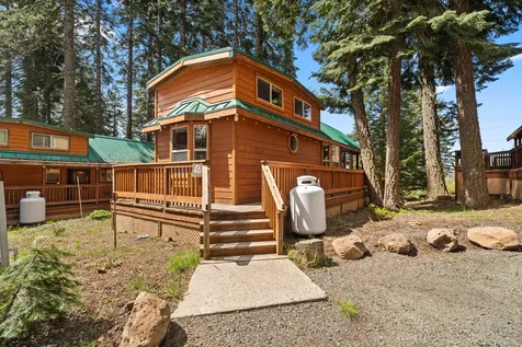 7979 Hyatt Prairie Road Ashland OR 97520