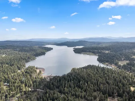 7979 Hyatt Prairie Road Ashland OR 97520