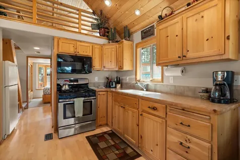 7979 Hyatt Prairie Road Ashland OR 97520