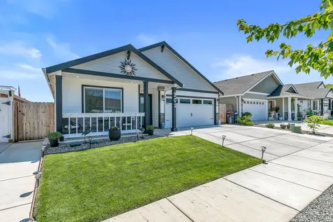 301 Reanna Way Medford OR 97501