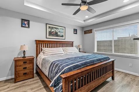 301 Reanna Way Medford OR 97501