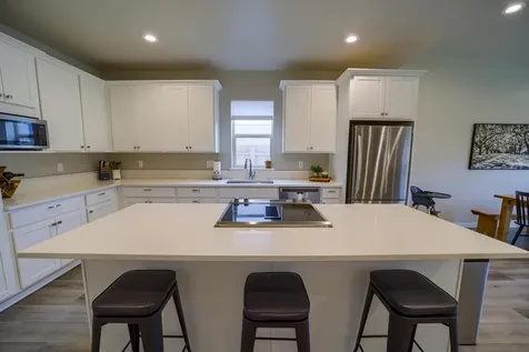 3658 SW Badger Avenue Redmond OR 97756