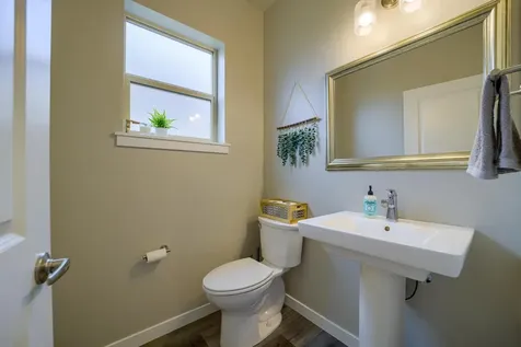 3658 SW Badger Avenue Redmond OR 97756