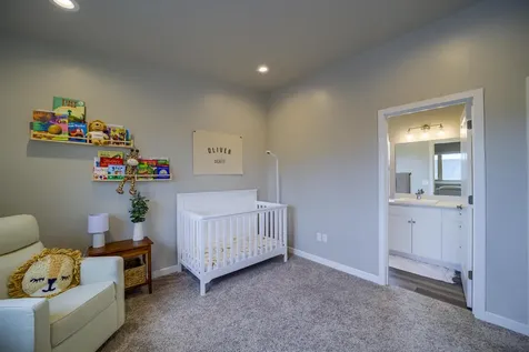 3658 SW Badger Avenue Redmond OR 97756