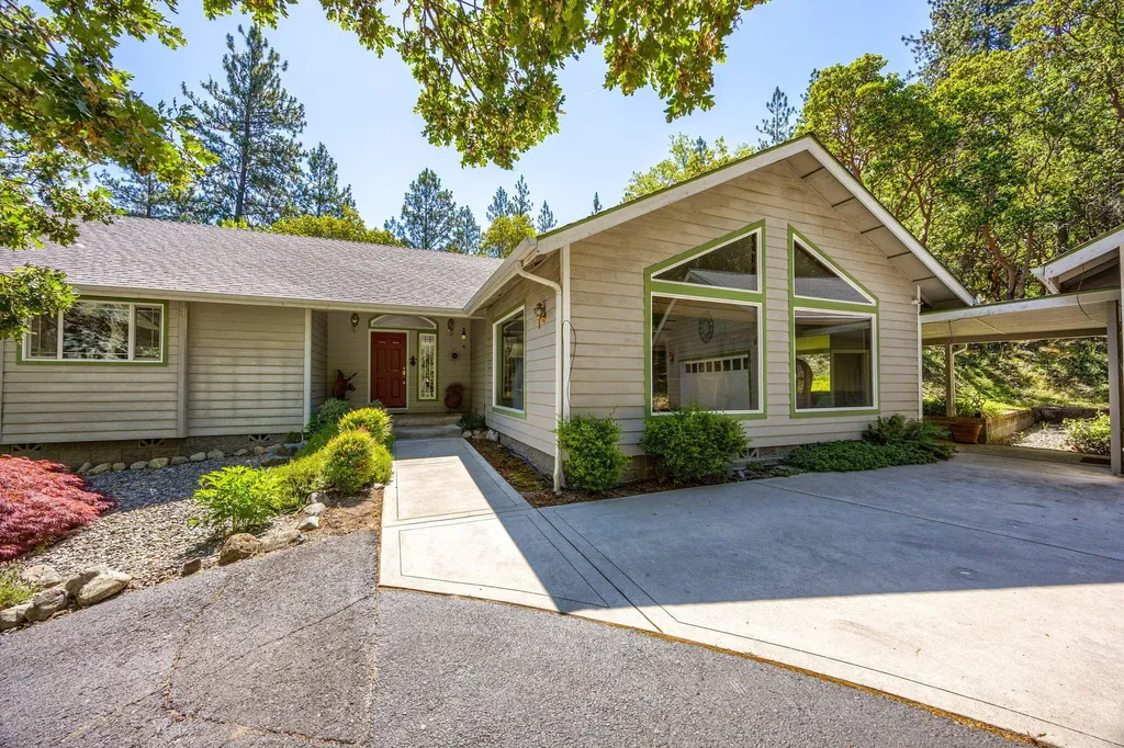 6293 Donaldson Road Grants Pass OR 97526