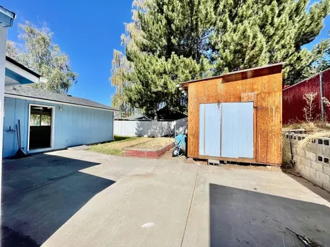 5817 Alva Avenue Klamath Falls OR 97603