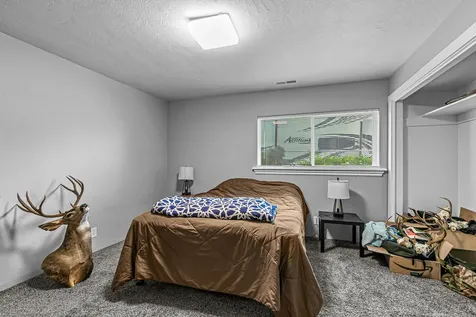 2631 Delta Waters Road Medford OR 97504