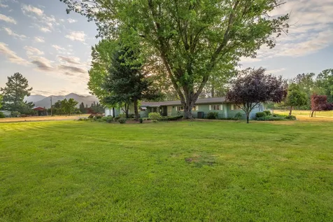 701 Messinger Road Grants Pass OR 97527