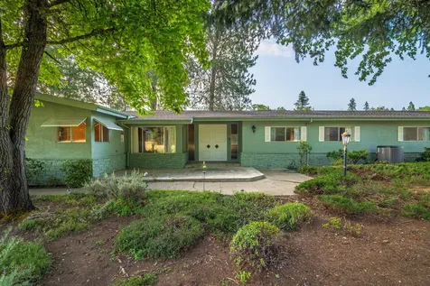 701 Messinger Road Grants Pass OR 97527