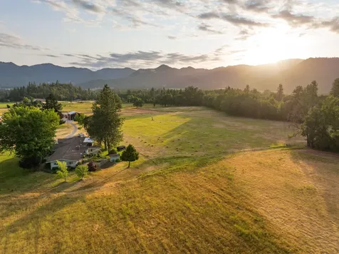 701 Messinger Road Grants Pass OR 97527
