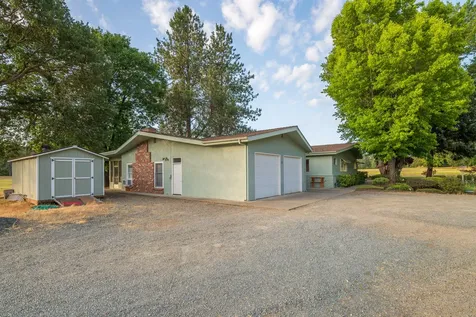 701 Messinger Road Grants Pass OR 97527