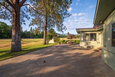 701 Messinger Road Grants Pass OR 97527