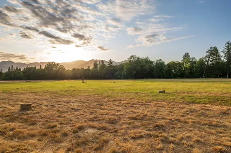 701 Messinger Road Grants Pass OR 97527